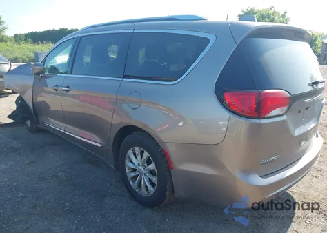 2018 Chrysler Pacifica Touring L Plus из США, поврежденный, VIN 2C4RC1EG7JR144274